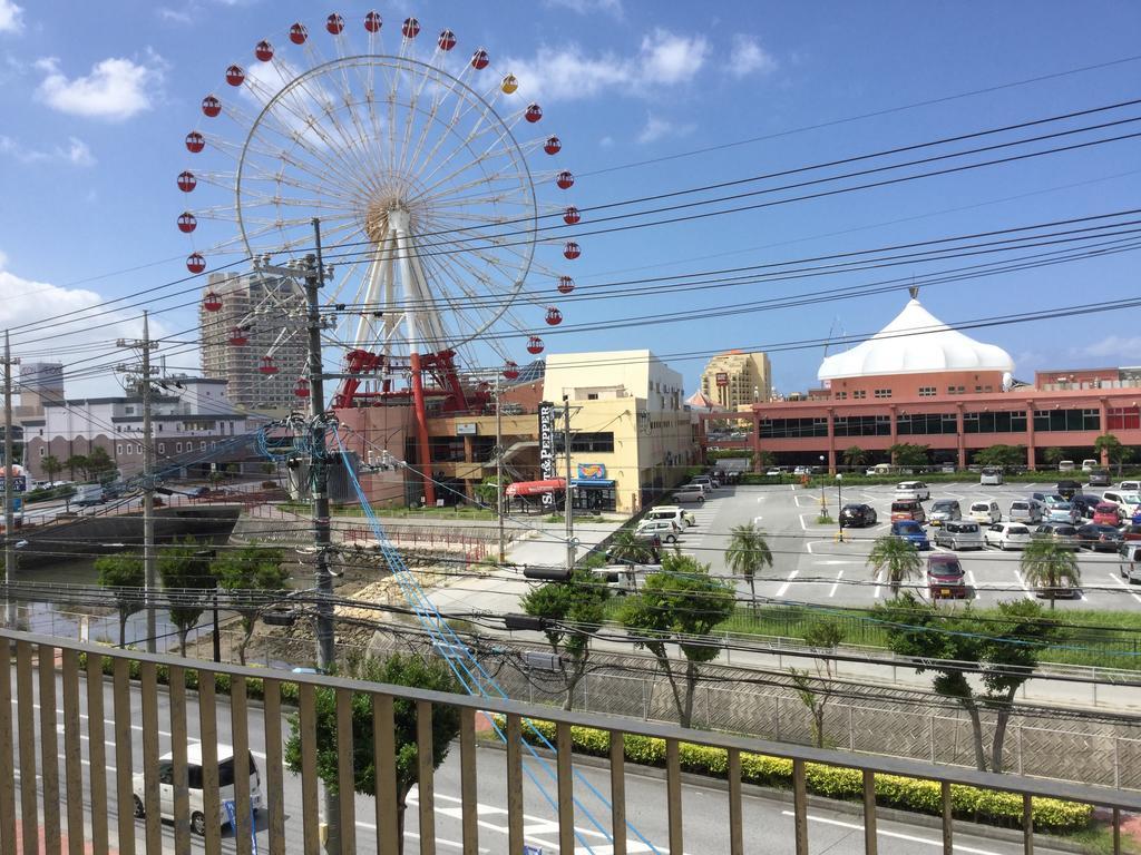 Utopia Mihama Чатан Екстериор снимка