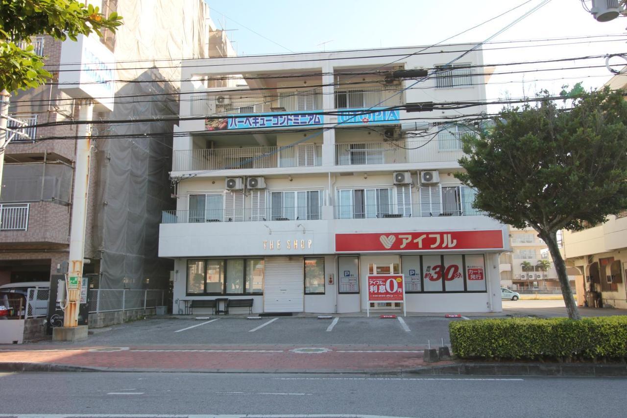 Utopia Mihama Чатан Екстериор снимка